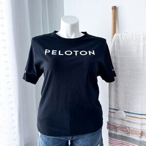 Peloton Reach 100 Classic Short Sleeve Century Black Crewneck T-Shirt Women’s L